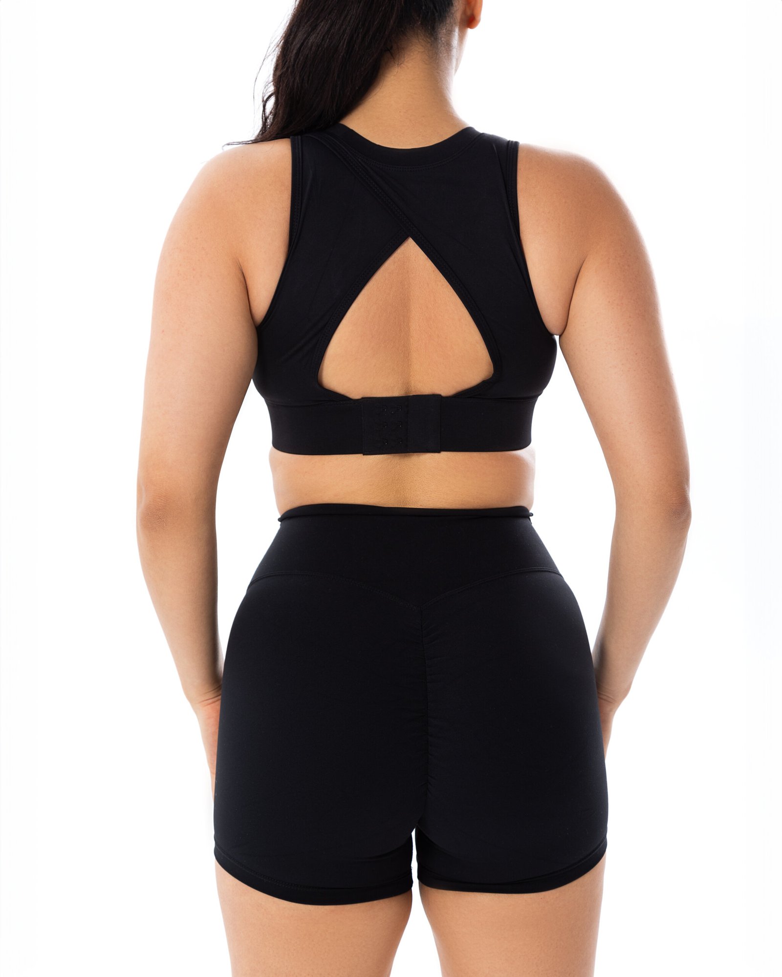 Essential - Short & Extra Support Bras - Image 2